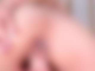 Ainoanoire's Live Sex Cam Show