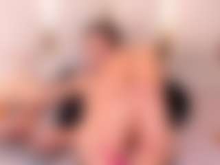 Ainoanoire's Live Sex Cam Show