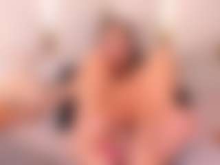 Ainoanoire's Live Sex Cam Show