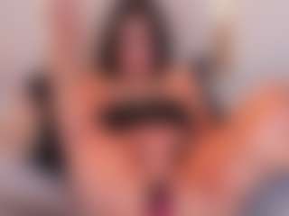 Ainoanoire's Live Sex Cam Show