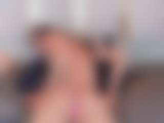Ainoanoire's Live Sex Cam Show