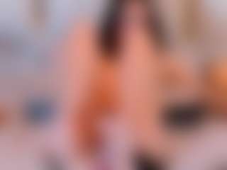Ainoanoire's Live Sex Cam Show