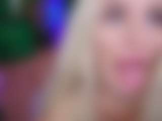 Show de Sexo ao Vivo na Câmera de BarbieKara