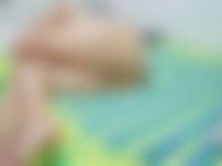Live cam show with Sophie - Teen (18+) on Camsoda