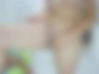 Live cam show with Sophie - Toys on slutload