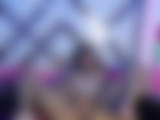 Live cam show with ladymooncs - Brown Hair Teen (18+) on CamClone