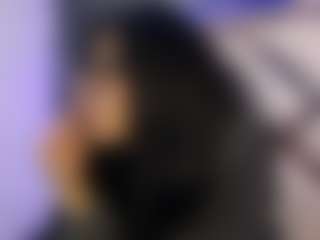 Live cam show with ladymooncs - Body Massage on SmokeAndPoke