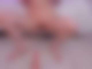Live cam show with Mariluu - Green Eyes on Camsoda