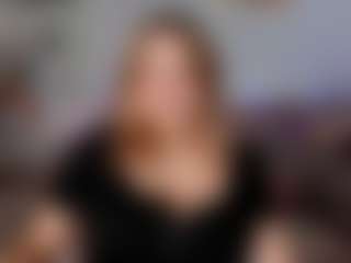 Live cam show with Foxy - Plussize on Streamer API