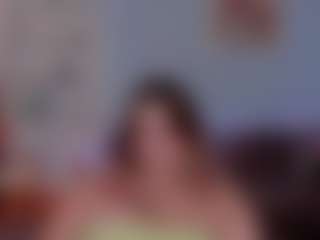 Live cam show with Foxy - White on livesexfox.com | united states