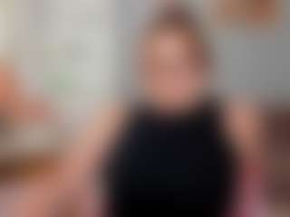 Live cam show with Foxy - Plussize on livesuperchat.net