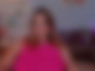 Live cam show with Foxy - Plussize on livesuperchat.net