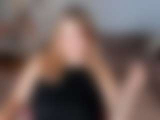 Live cam show with Foxy - Spoiled on livesuperchat.net