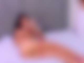 Show en direct avec ZafiroQueen-os - Butt Plug sur Camsoda