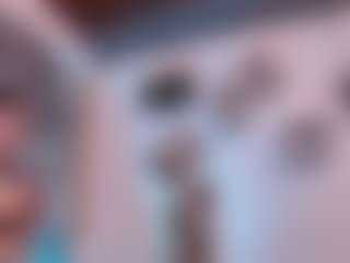 Live cam show with GINEBRA - Facial on TeamSkeetLive