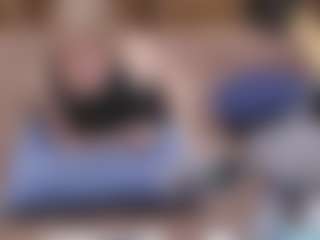 Live cam show with MiniNatalie - Ass Clapping on Dolls Live