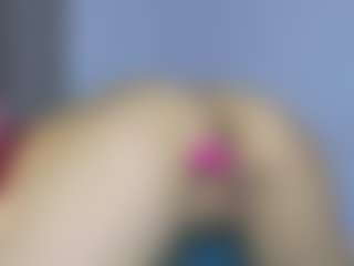 Live cam show with Samarashadow - Fuck Machine on AdultVida.com