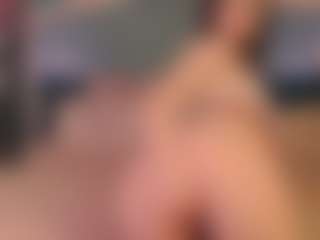 aprilfarrowyy's Live Sex Cam Show