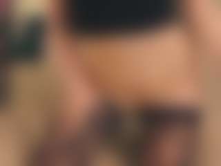 Live cam show with aprilfarrowyy - Teen (18+) on livesuperchat.net