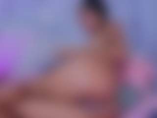 Live cam show with ashly-ml - Teen (18+) on TeamSkeetLive