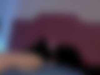 Bunny-Glow MILF webcam performer live streaming
