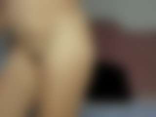 Live cam show with Bunny-Glow - Average on Camsoda