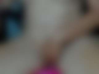 Live cam show with Bunny-Glow - Granny Blonde Hair on TeamSkeetLive