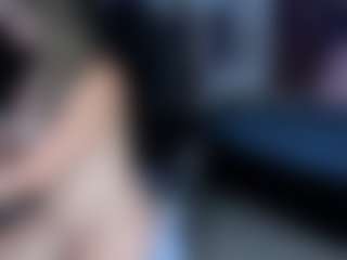 Live cam show with Bunny-Glow - Granny on crypto-cams
