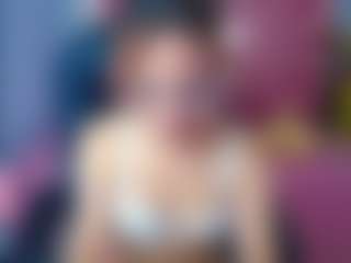 Live cam show with Abril-Ch - Hairy Pussy on AdultVida.com