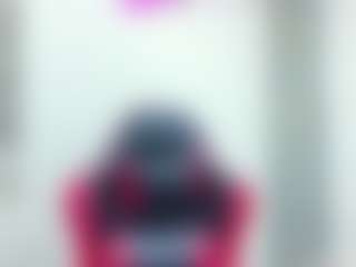 Live cam show with chantalvedette - Spanking on parknlotfishbdy