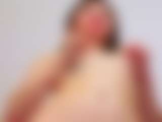 Live cam show with Oliviakis - Facial on sexylive.show