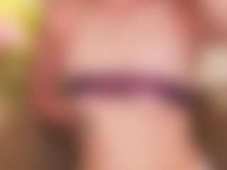 Live cam show with Oliviakis - Facial on Strip Flash - Live Sex Shows