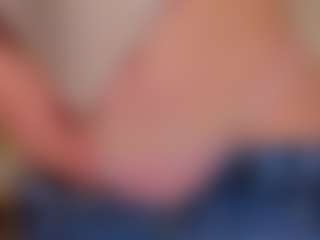 Live cam show with Oliviakis - Nipple Piercings on SinfulBabes