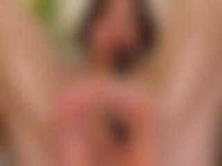 Live cam show with Oliviakis - Facial on Camsoda