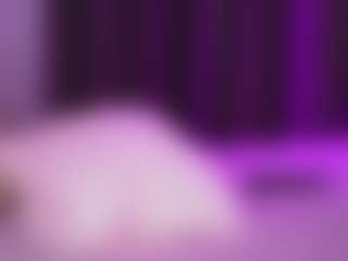 Live cam show with Oliviakis - Pm on Camsoda