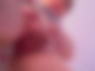 Live cam show with Oliviakis - Camel Toe on Pornisteam.com