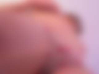 Live cam show with Oliviakis - Facial on LiveSexCams6