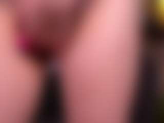 Live cam show with Olivia - Moan on TeamSkeetLive