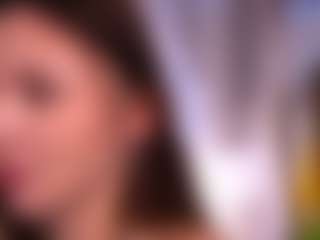 Live cam show with Olivia - Tongue on Milfs Live