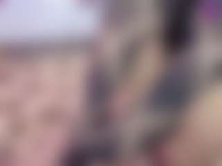 Live cam show with Amy_Bowie - Middle Aged on Camsoda