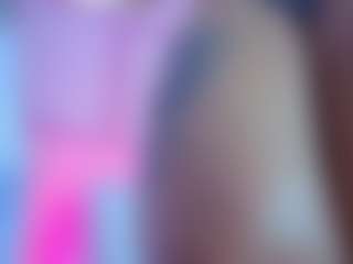 Live cam show with Amy_Bowie - Blonde Hair Middle Aged on alttransgirls