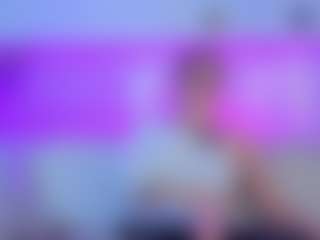 Live cam show with Amy_Bowie - Spankass on Soda Cam