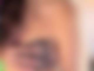 Live cam show with Lili-Torin - Ass Clapping on Dare Cams