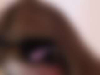 Live cam show with Noiry-Vuvez - Ebony on Camsoda
