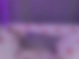 Live cam show with Noiry-Vuvez - Ebony Petite on SpankPalCams