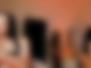 Live cam show with Peanughty - Brown Eyes on Soda Cam