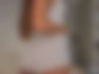 Live cam show with AileenButremovic - Athletic College on Cam Slut