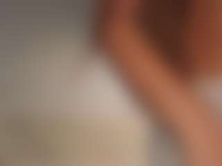 Live cam show with AileenButremovic - Drinking on Dolls Live