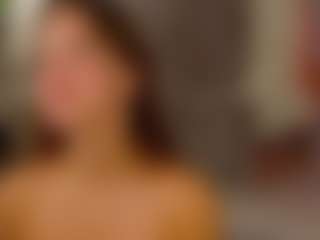 Live cam show with AileenButremovic - College Latina on live.xheat.ai