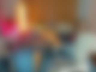 Live cam show with Ann - Skinny MILF on Dolls Live